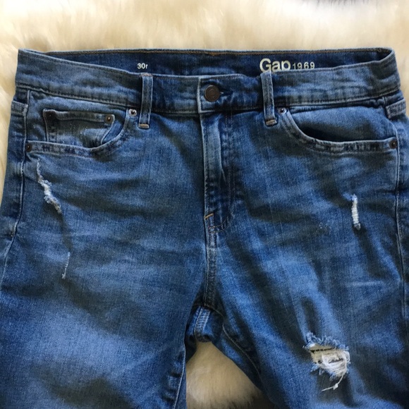 GAP Girlfriend Vintage Mid-Rise Medium Indigo Distressed Jeans, 30r ❤️ - Picture 5 of 15